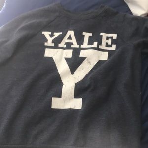 YALE sweatshirt